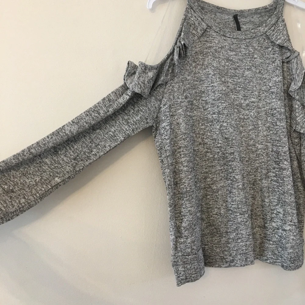 Cold Shoulder Grey Marled Ruffle Top - Picture 5 of 7